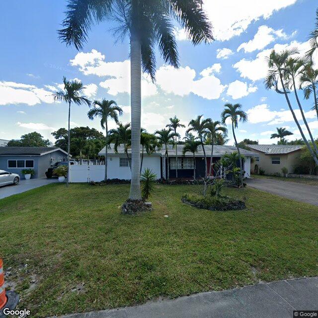 1370 SW 32nd St