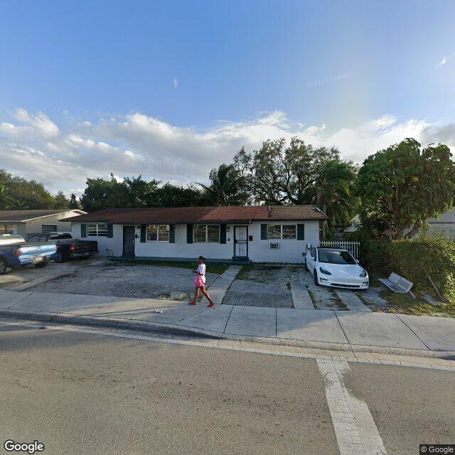 2270 NW 103 St