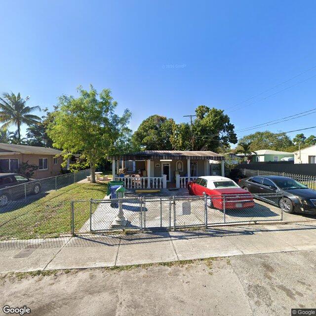 6422 NW 29th Ave